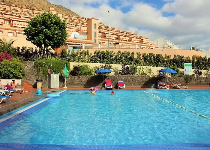 Superb In Castle Harbour C011 Apartament